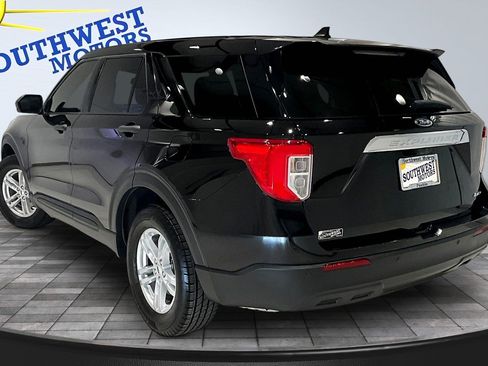 Used 2023 Ford Explorer 4WD image 5