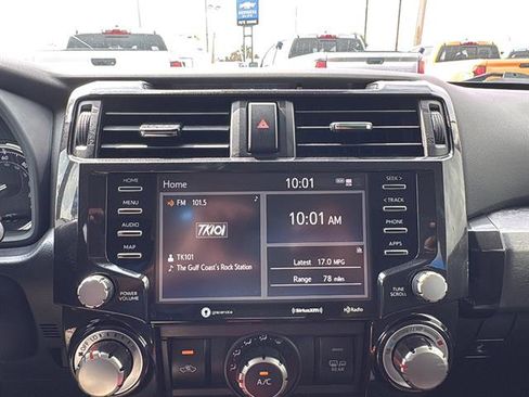 Used 2021 Toyota 4Runner TRD Off-Road AWD/4WD image 21