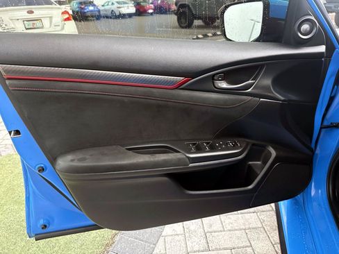 Used 2021 Honda Civic Type R image 17