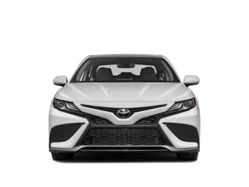 Used 2024 Toyota Camry XSE FWD image 8
