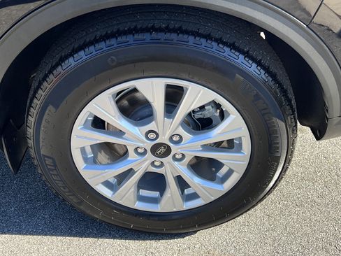 Used 2024 Ford Escape Active w/ Cold Weather Package image 24