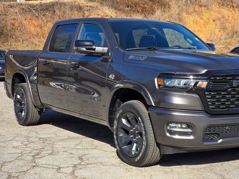 New 2026 RAM 1500 4x4 Crew Cab image 39