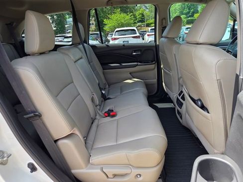 Used 2019 Honda Pilot EX-L image 19