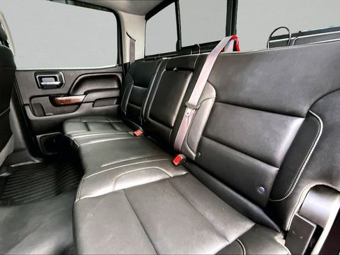 Used 2016 GMC Sierra 2500 SLT w/ Duramax Plus Package AWD/4WD image 23