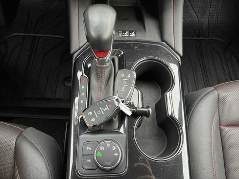 Certified 2023 Chevrolet Blazer RS w/ Driver Confidence II Package image 15