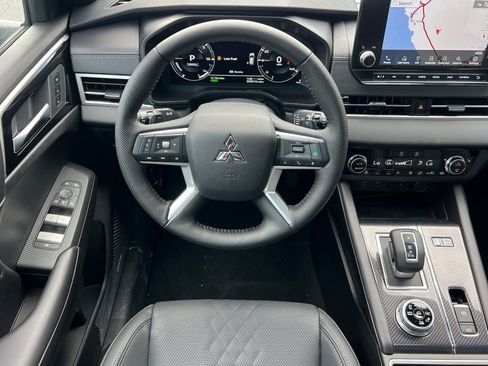 New 2025 Mitsubishi Outlander SEL Black Edition image 15