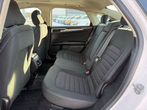 Certified 2020 Ford Fusion SE image 17