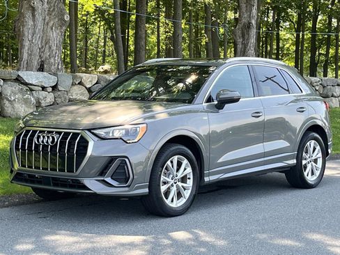 Used 2022 Audi Q3 2.0T Premium AWD/4WD image 17