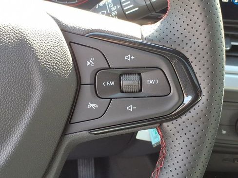 New 2026 Chevrolet Trax RS w/ Sunroof Package image 18