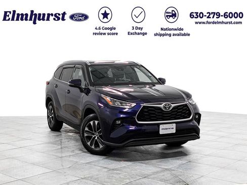 Used 2020 Toyota Highlander XLE AWD/4WD image 1