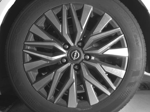 Used 2025 Nissan Altima 2.5 SV image 14