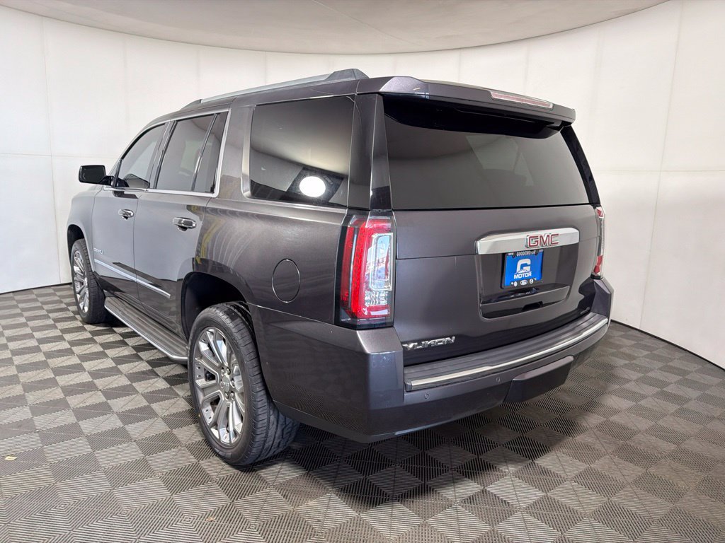 Used 2015 GMC Yukon Denali w/ Touring Package AWD/4WD image 5