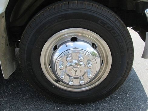 Used 2003 Ford E-450 and Econoline 450 image 12