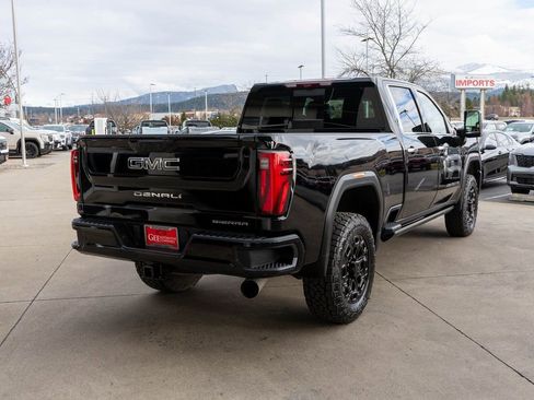 Used 2024 GMC Sierra 3500 Denali Ultimate image 7