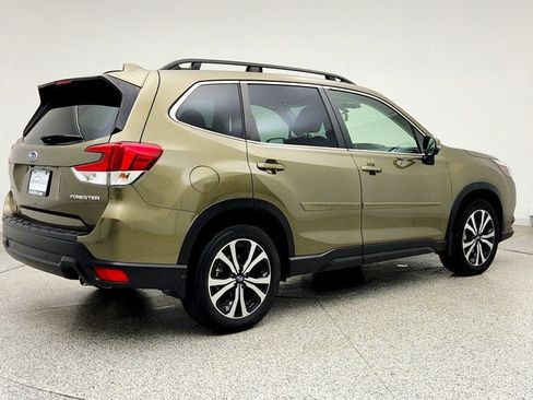 Used 2023 Subaru Forester Limited AWD/4WD image 5