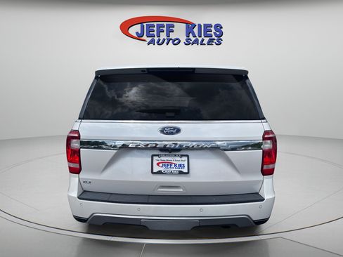 Used 2019 Ford Expedition XLT RWD image 6