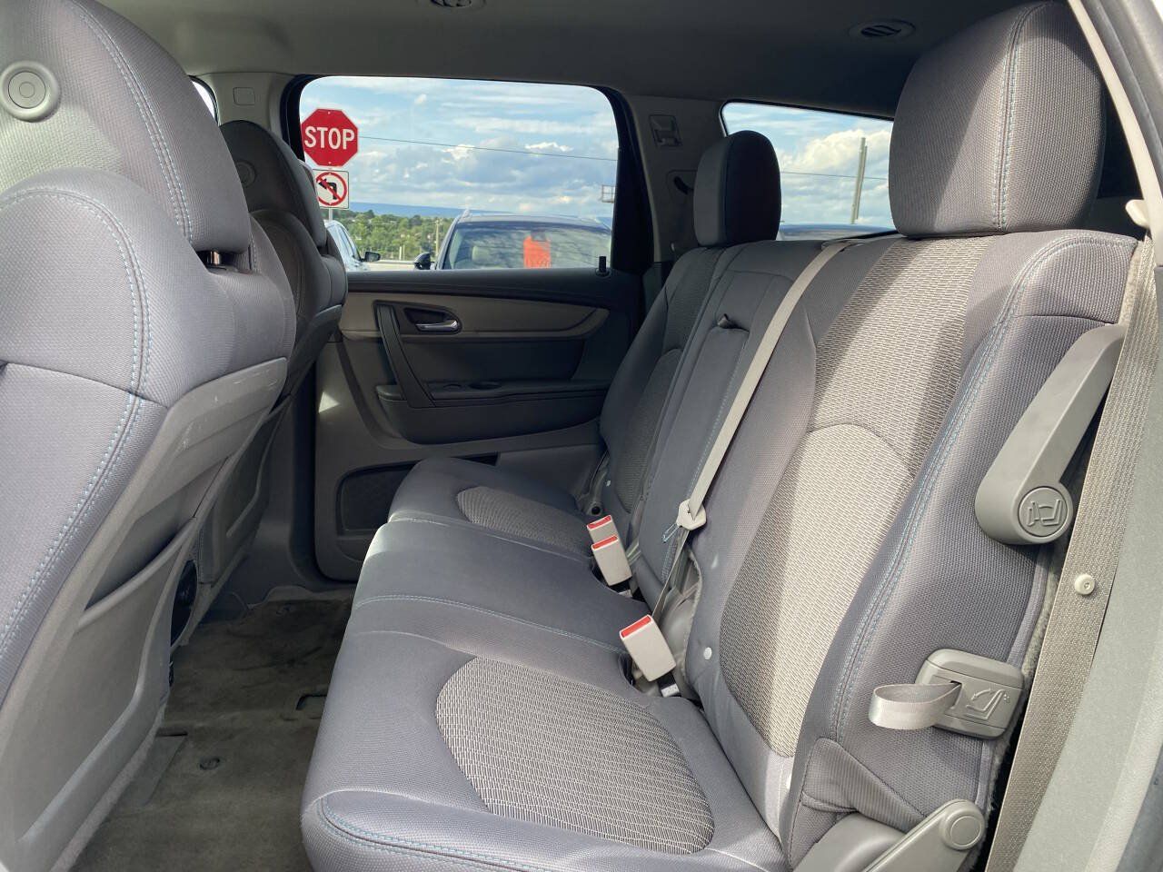 Used 2015 Chevrolet Traverse LS AWD/4WD image 15