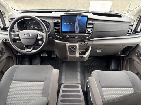 Used 2023 Ford E-Transit Medium Roof RWD image 10