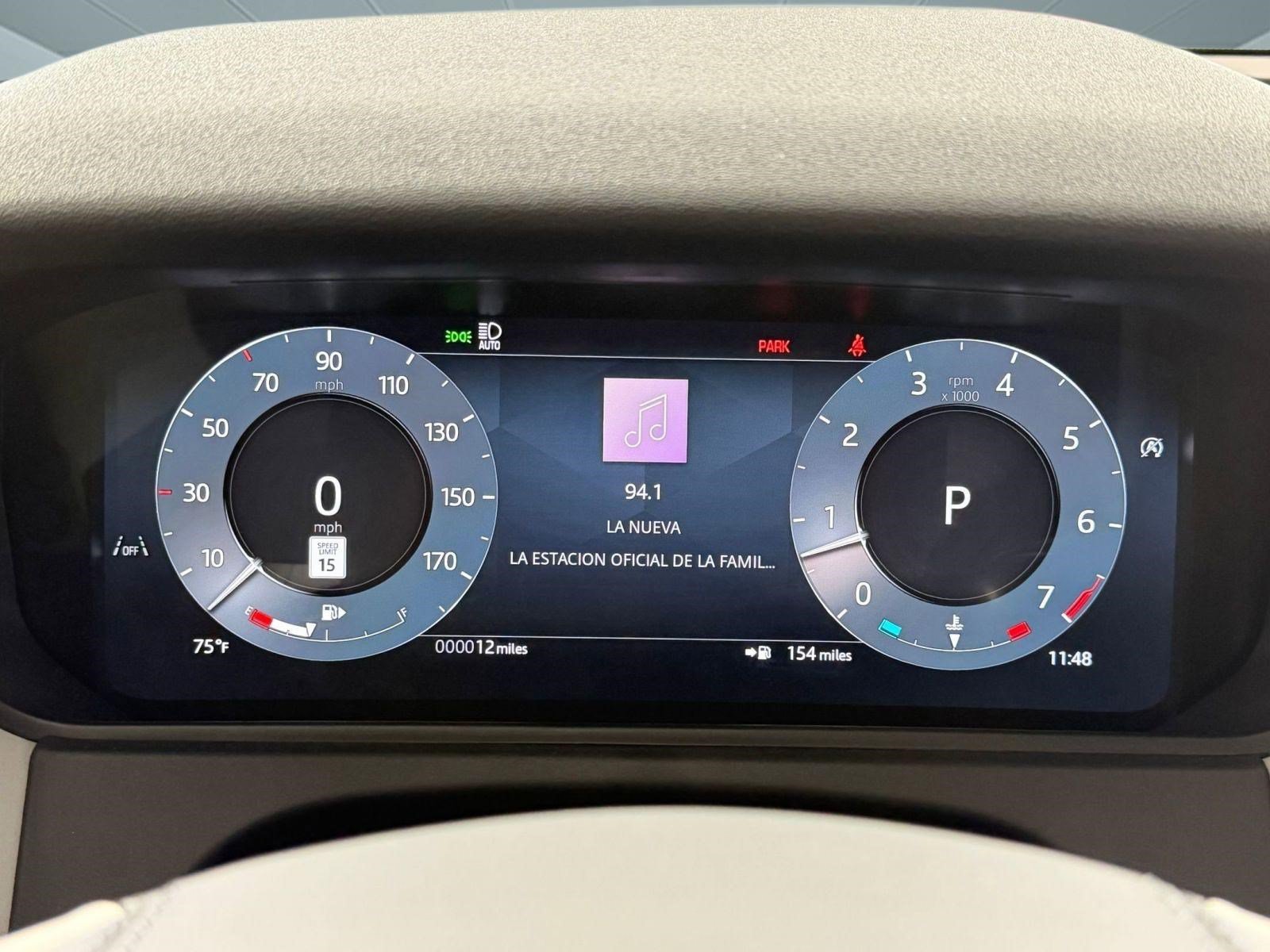 Used 2026 Land Rover Range Rover Velar S AWD/4WD image 19