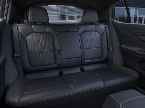 New 2026 Buick Envista Avenir FWD image 17