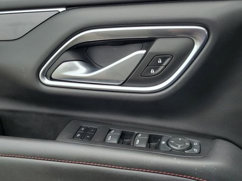 Used 2024 Chevrolet Suburban RST image 16