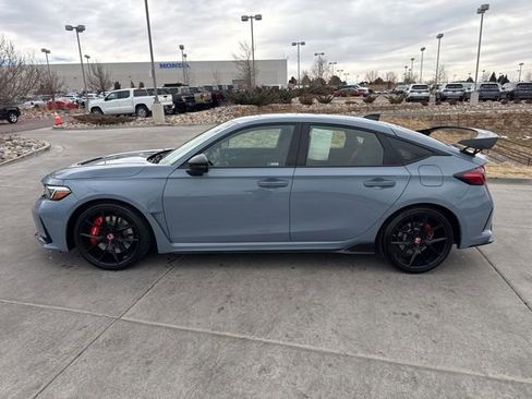 Used 2025 Honda Civic Type R image 4