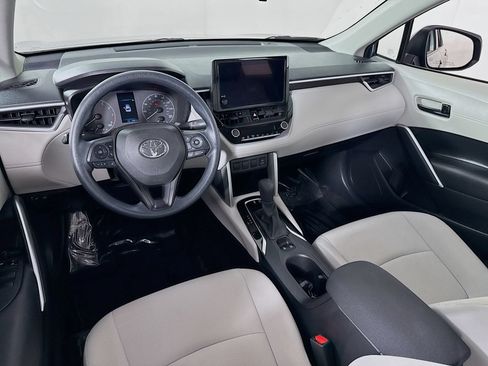 Certified 2023 Toyota Corolla Cross L AWD/4WD image 18