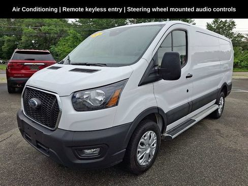 Used 2025 Ford Transit 250 Low Roof w/ Exterior Upgrade Package RWD image 3