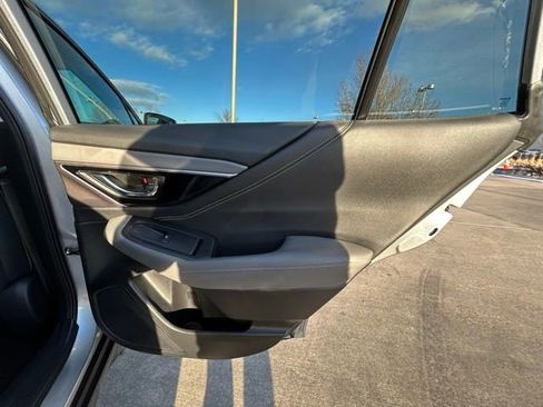 Used 2025 Subaru Outback Onyx Edition image 26
