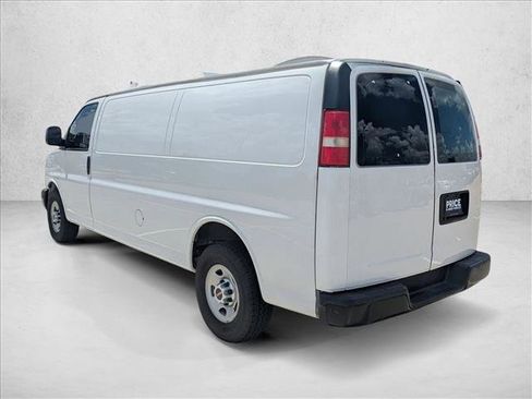 Used 2016 GMC Savana 2500 Extended image 8
