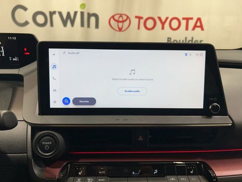 Used 2025 Toyota Prius Plug-In Hybrid FWD image 30