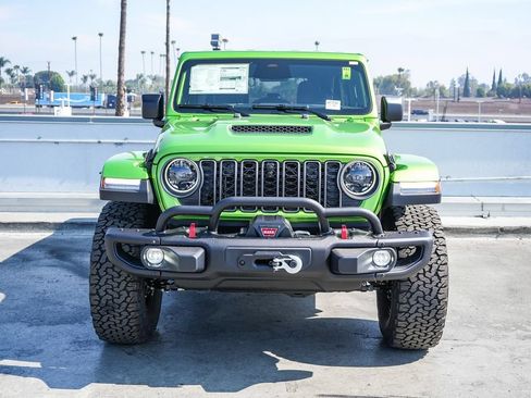 New 2026 Jeep Wrangler Unlimited Rubicon AWD/4WD image 3