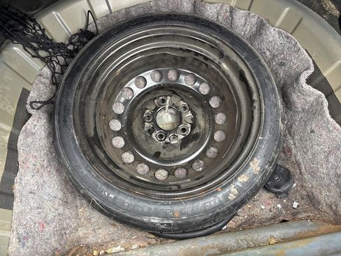 Used 2009 Chevrolet Malibu LTZ image 18