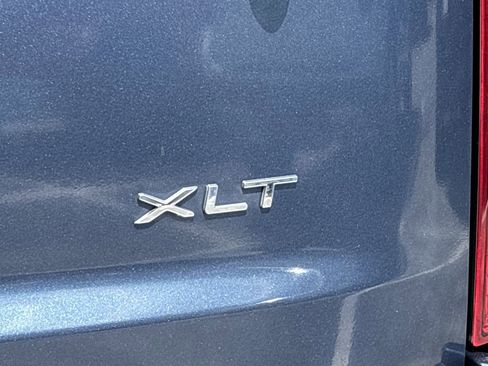 Used 2020 Ford Transit Connect XLT FWD image 8