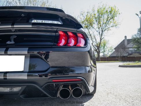 Used 2022 Ford Mustang Shelby GT500 w/ Technology Package image 48