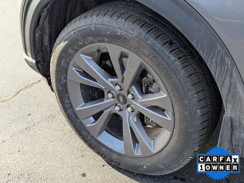 Certified 2024 Ford Explorer XLT w/ Equipment Group 202A image 11