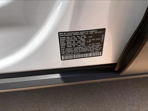Used 2023 Volkswagen ID.4 Pro S RWD image 35