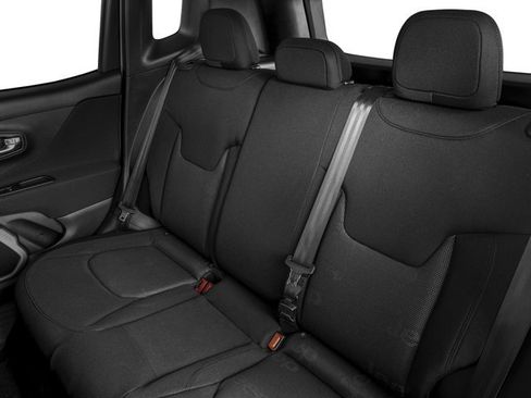 Used 2017 Jeep Renegade Altitude AWD/4WD image 18