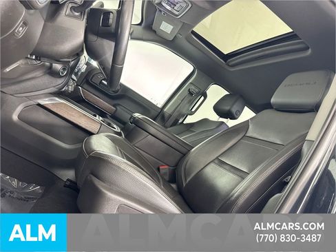 Used 2023 GMC Sierra 3500 Denali image 37