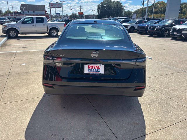 Used 2027 Nissan Sentra SV w/ Floor Mat Package FWD image 6