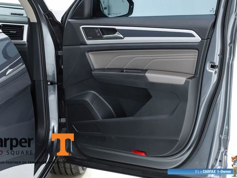 Used 2023 Volkswagen Atlas SEL Premium AWD/4WD image 32