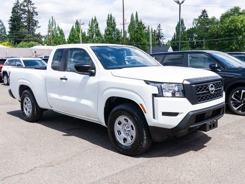 Used 2022 Nissan Frontier S RWD image 1