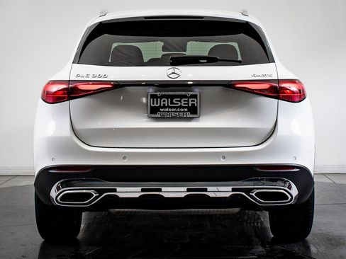 Certified 2025 Mercedes-Benz GLC 300 4MATIC image 10