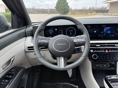 New 2026 Hyundai Tucson Limited image 14