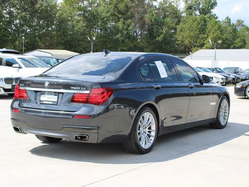 Used 2015 BMW 750Li xDrive image 7