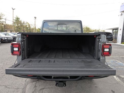 Used 2020 Jeep Gladiator Rubicon w/ Dual Top Group AWD/4WD image 41