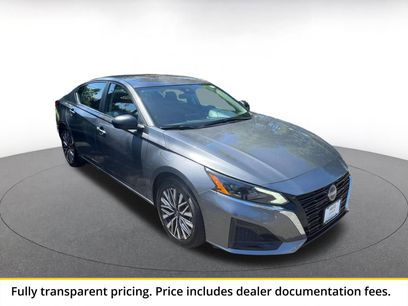Used 2025 Nissan Altima 2.5 SV