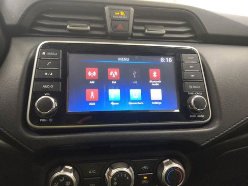 Used 2020 Nissan Versa S FWD image 25