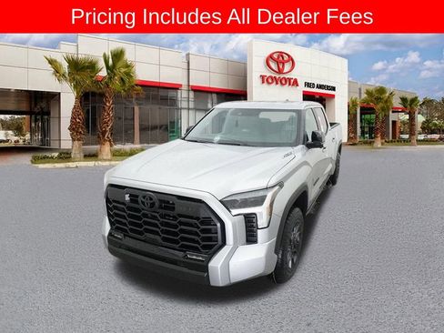 New 2025 Toyota Tundra Limited AWD/4WD image 18