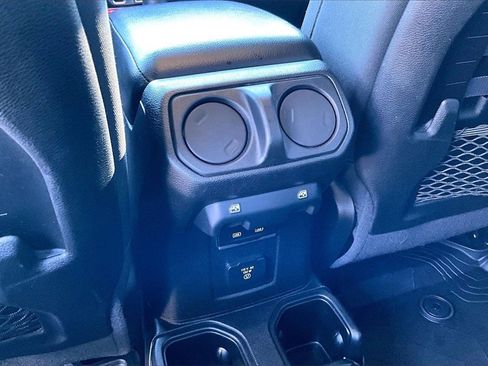 Used 2021 Jeep Wrangler Unlimited Rubicon w/ Cold Weather Group image 30